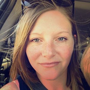 Hi! I’m Amber🙂 New to Posh and trying to learn.